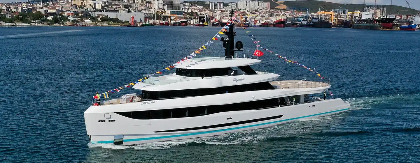 Mengi Yay superyacht Amphib II underway side view 