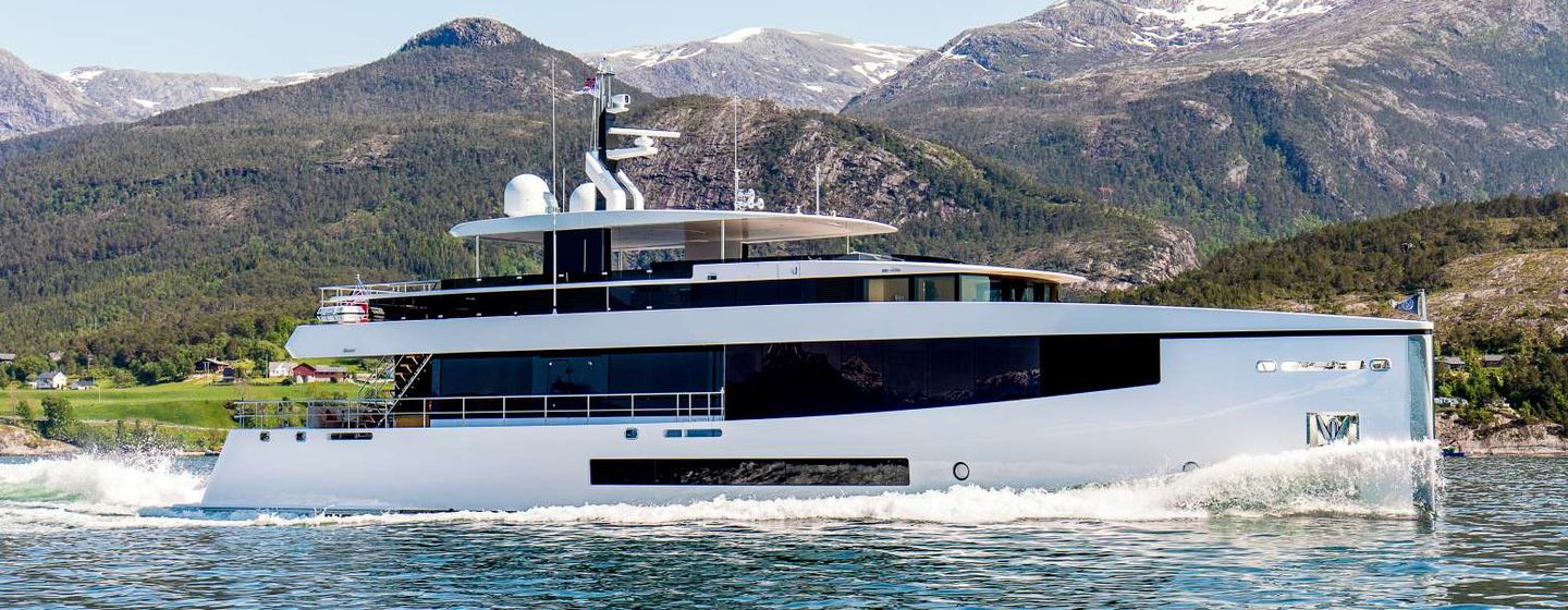 Feadship motor yacht Graycliffs underway side view 