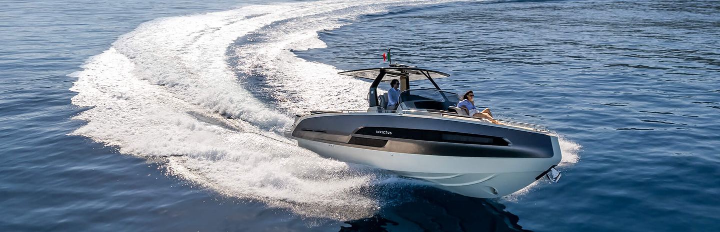 Invictus GT320S Boats, Example 1