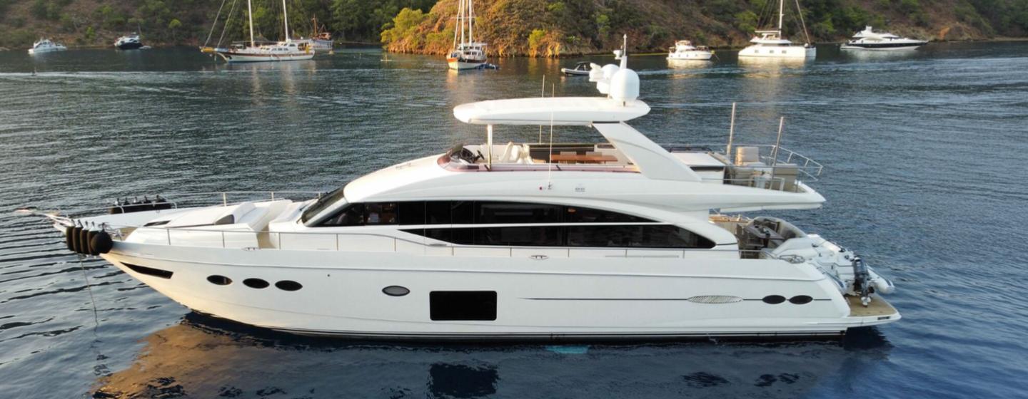 Princess motor yacht Omnia Natura at anchor side view 