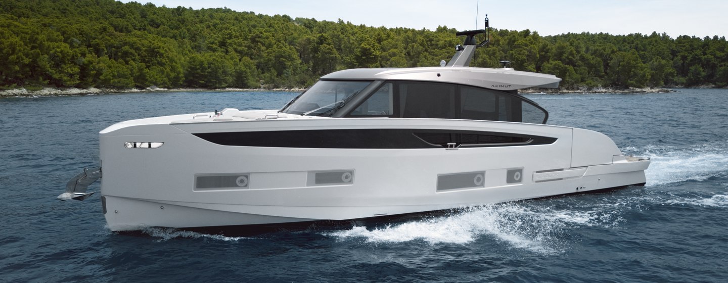 Azimut Seadeck 6 to Debut at Cannes Yachting Festival 2024 photo 1