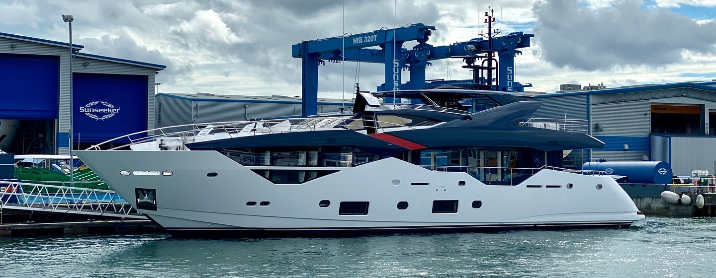 35m Sunseeker 116 Superyacht Out Of The Blue Listed For Sale photo 1