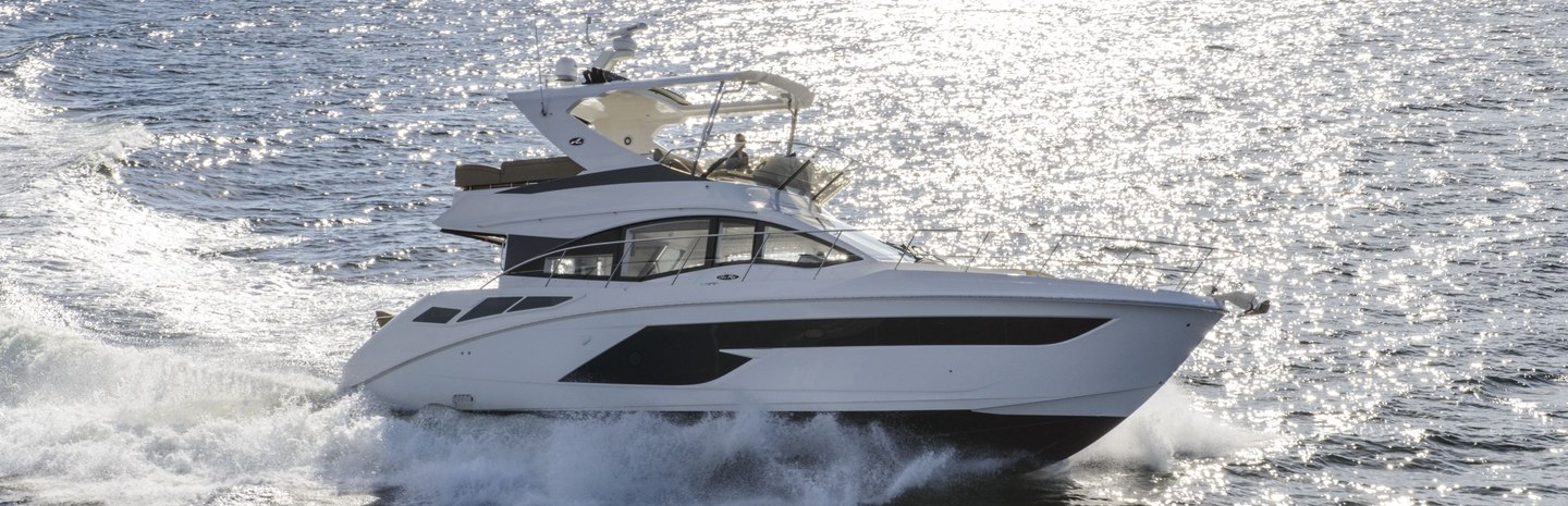 Sea Ray Fly 520 Yachts (2017 - 2018), Example 1