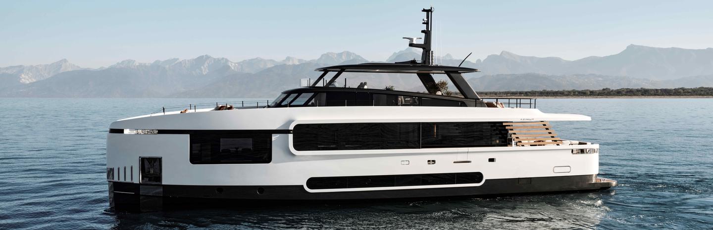 Azimut Magellano 27M Yachts, Example 1