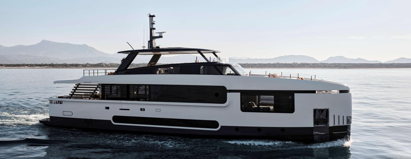 Azimut Magellano 27M yacht underway side view 