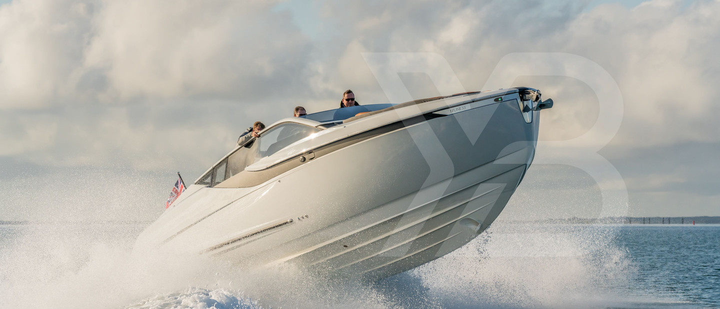 Fairline F//Line 33 Review (2019 Edition) image 2