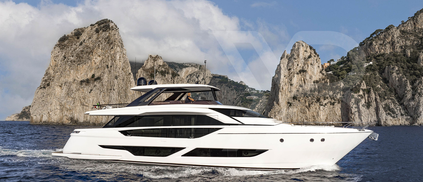 Ferretti Yachts 860 Review (2022 Edition) image 1