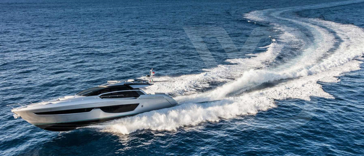 Riva 76' Perseo Review (2019 Edition) image 3