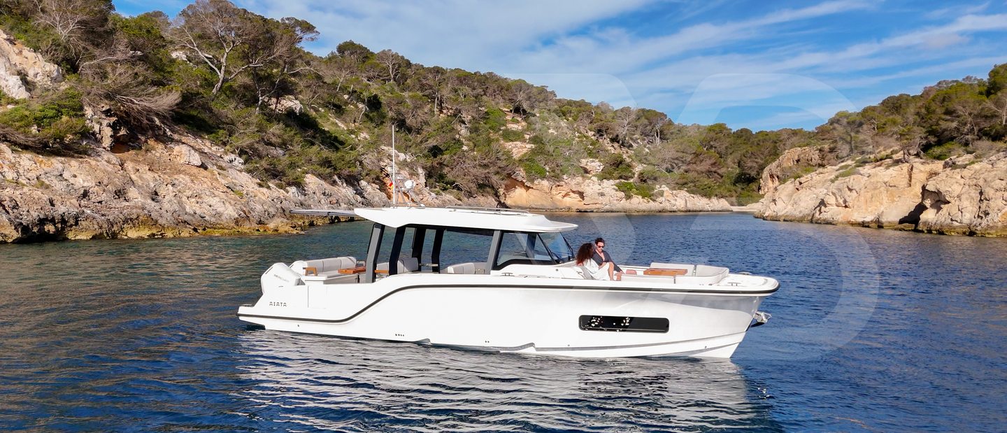 Aiata Wayfinder 38 Suntop Review (2025 Edition) image 2