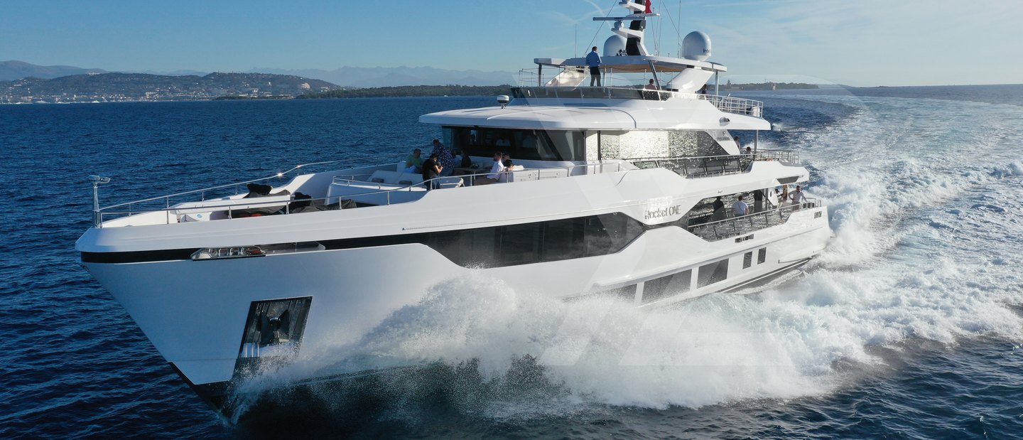 Gulf Craft Majesty 120 Review (2021 Edition) image 1