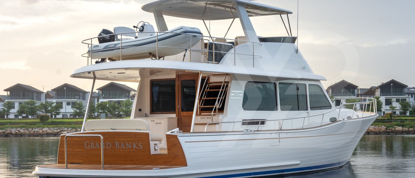 Grand Banks GB54 Flybridge Review (2018 Edition) image 1