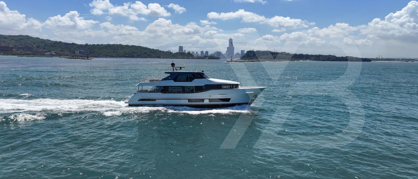 Ocean Alexander 28L  Review (2024 Edition) image 1