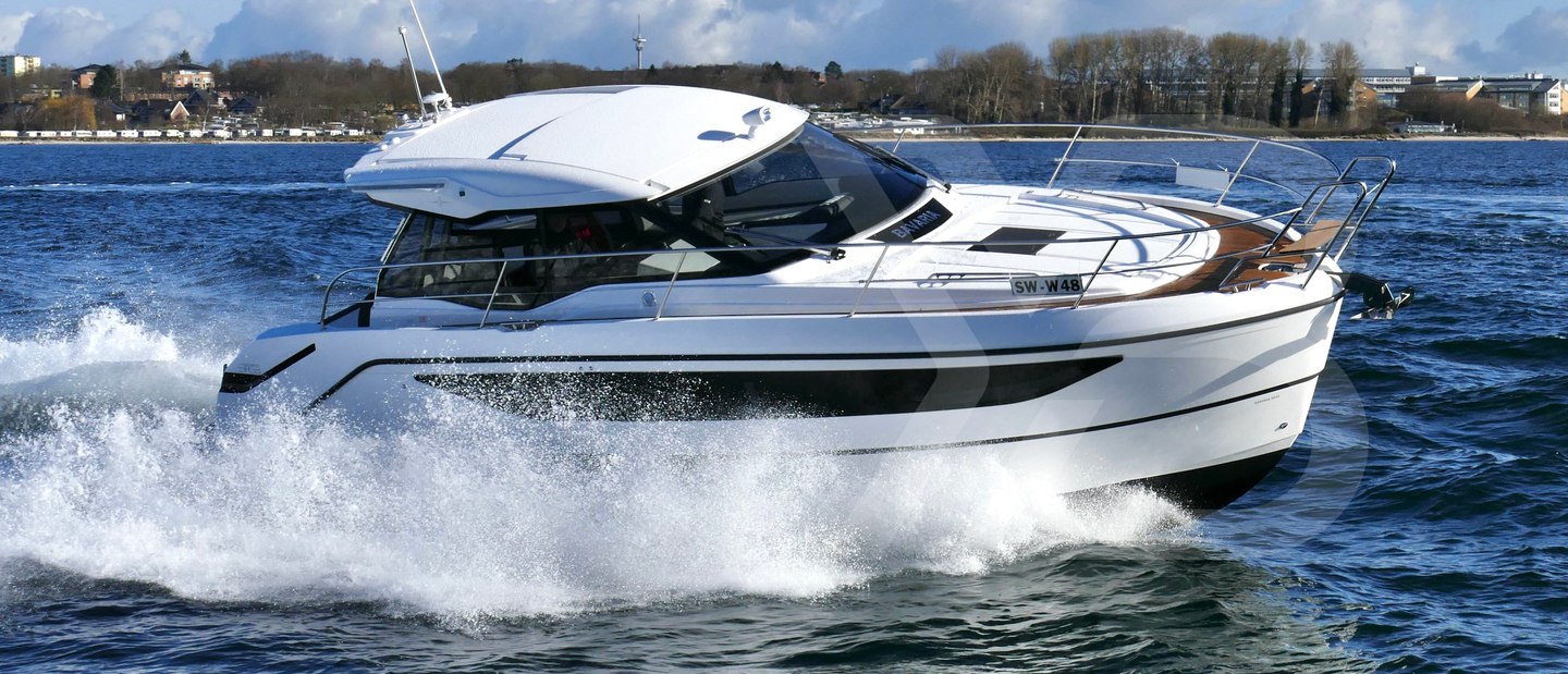 Bavaria SR35 HT Review (2023 Edition) image 1