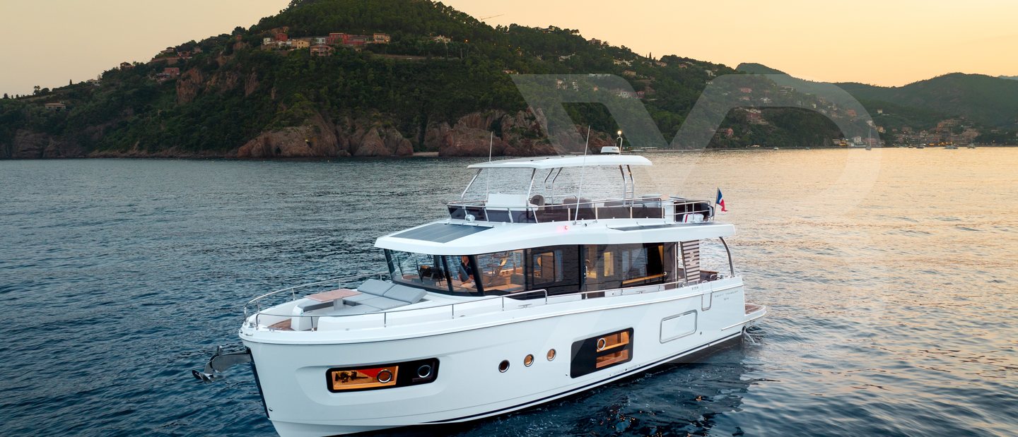 Beneteau Swift Trawler 54 Review (2024 Edition) image 3