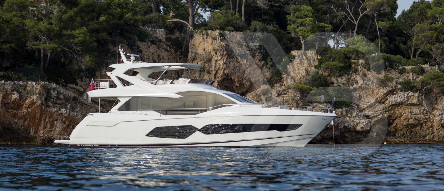 Sunseeker 76 Yacht Review (2017 Edition) image 2