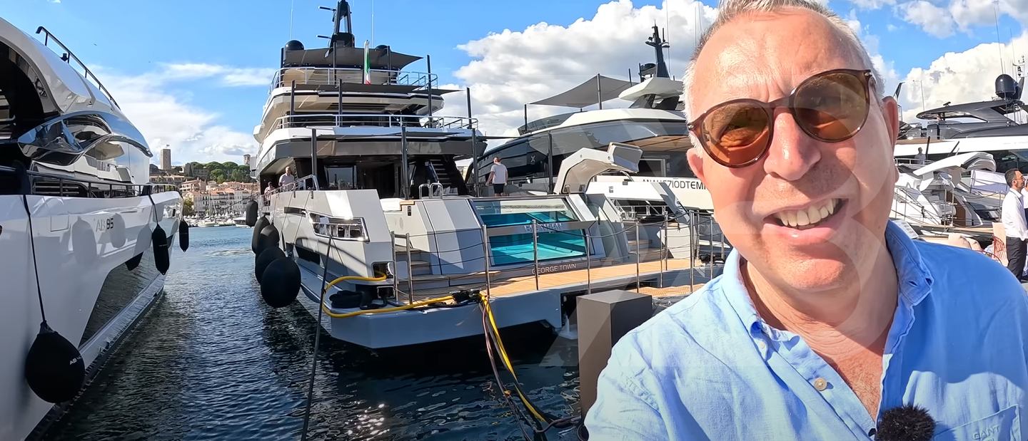 Columbus Crossover 42 Review (2025 Edition) by Aquaholic image 1