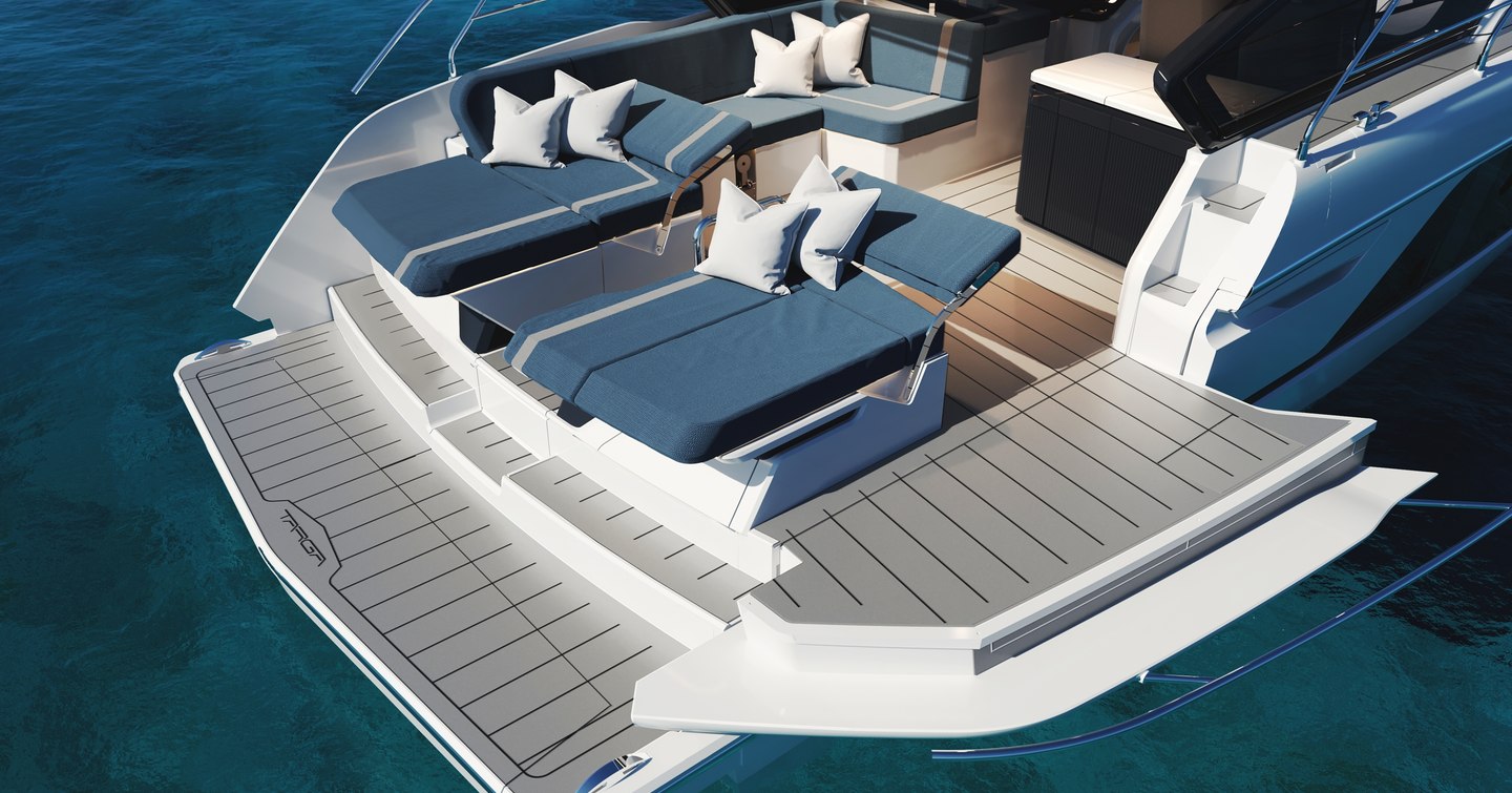 Fairline Targa 40 Mk2 2023 aft beach club shot