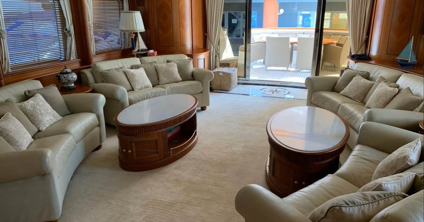 Superyacht Dream On II main saloon lounge
