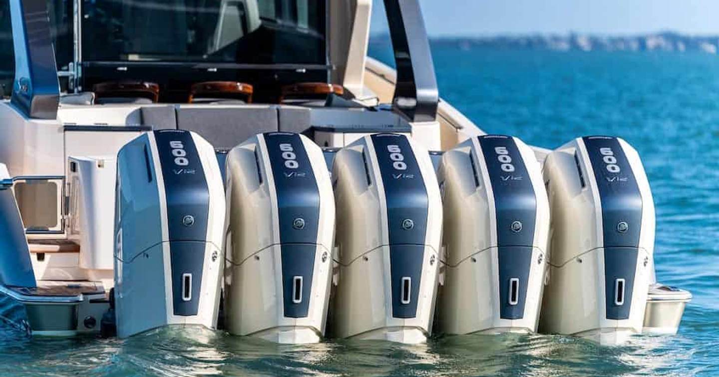 Scout-670-LXS-Review-outboards