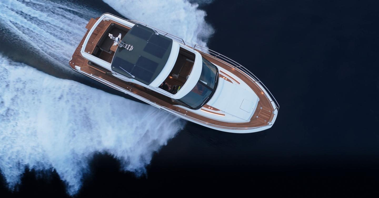 Marex-390-Review-running-overhead