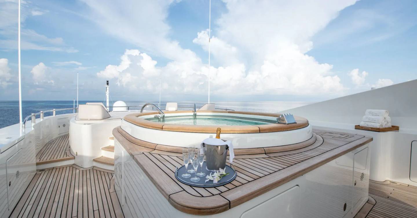 Superyacht Jaguar's jacuzzi