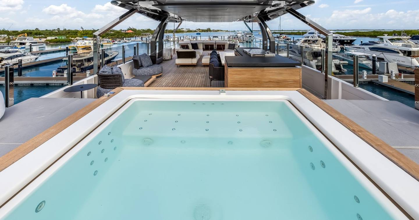 Custom Line Navetta 42 Motor Yacht Future sundeck with aft jacuzzi