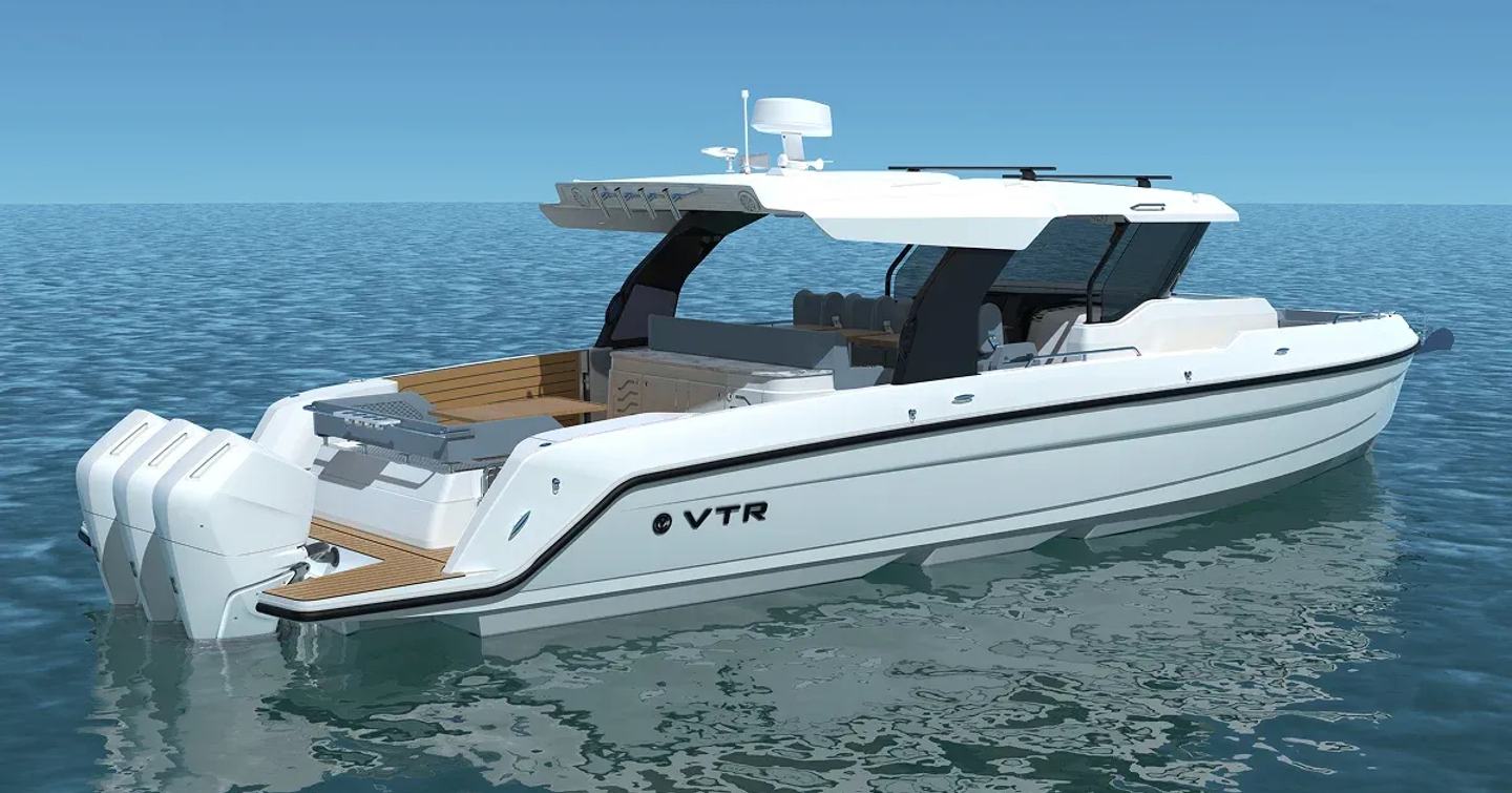 Cruiser Yachts 45 VTR at anchor stern view 
