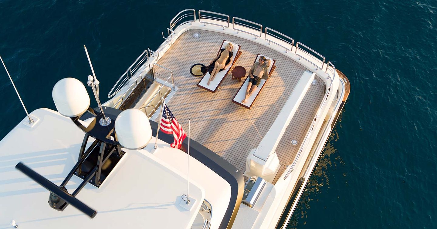 Ocean-Alexande-37L-Review-aft-bridge-deck-overhead