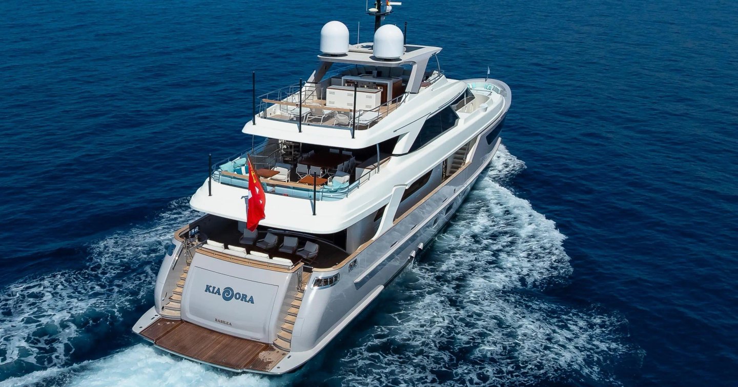 Sanlorenzo SD126 Motor Yacht Kia Ora  under way 