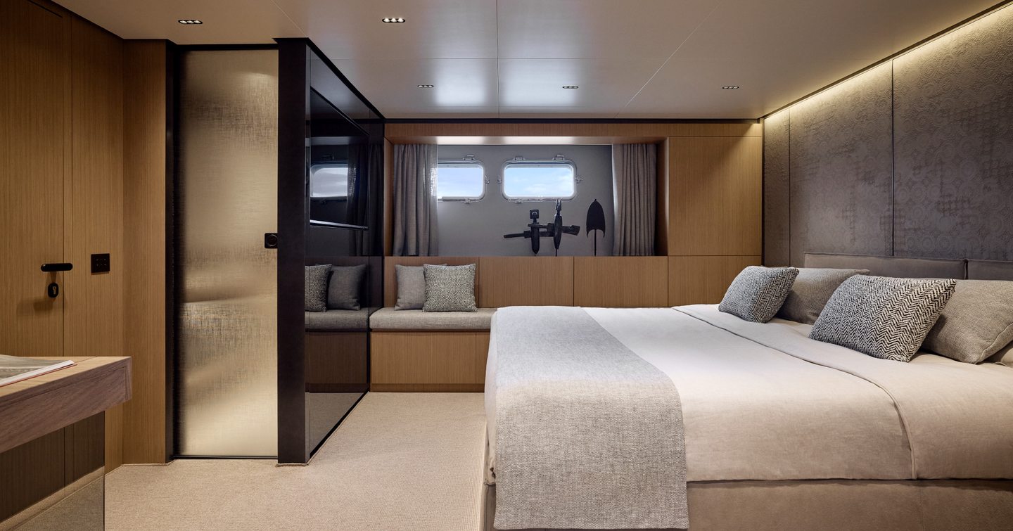 Sanlorenzo SL86A motor yacht master cabin