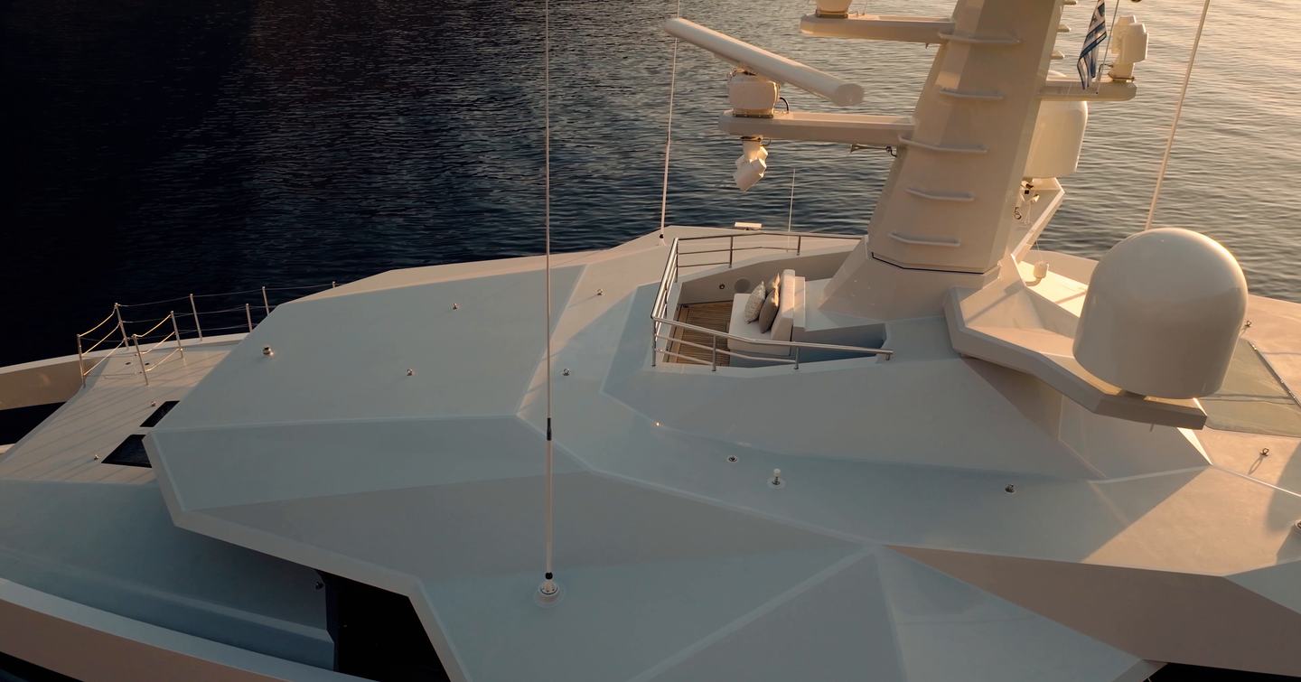Damen-Xplorer-60-Review-crows-nest