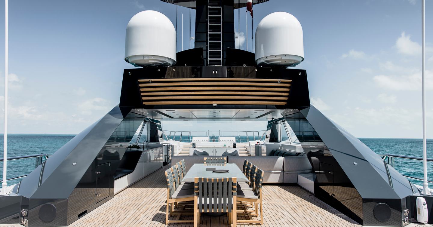 Superyacht Entourage sundeck with alfresco dining