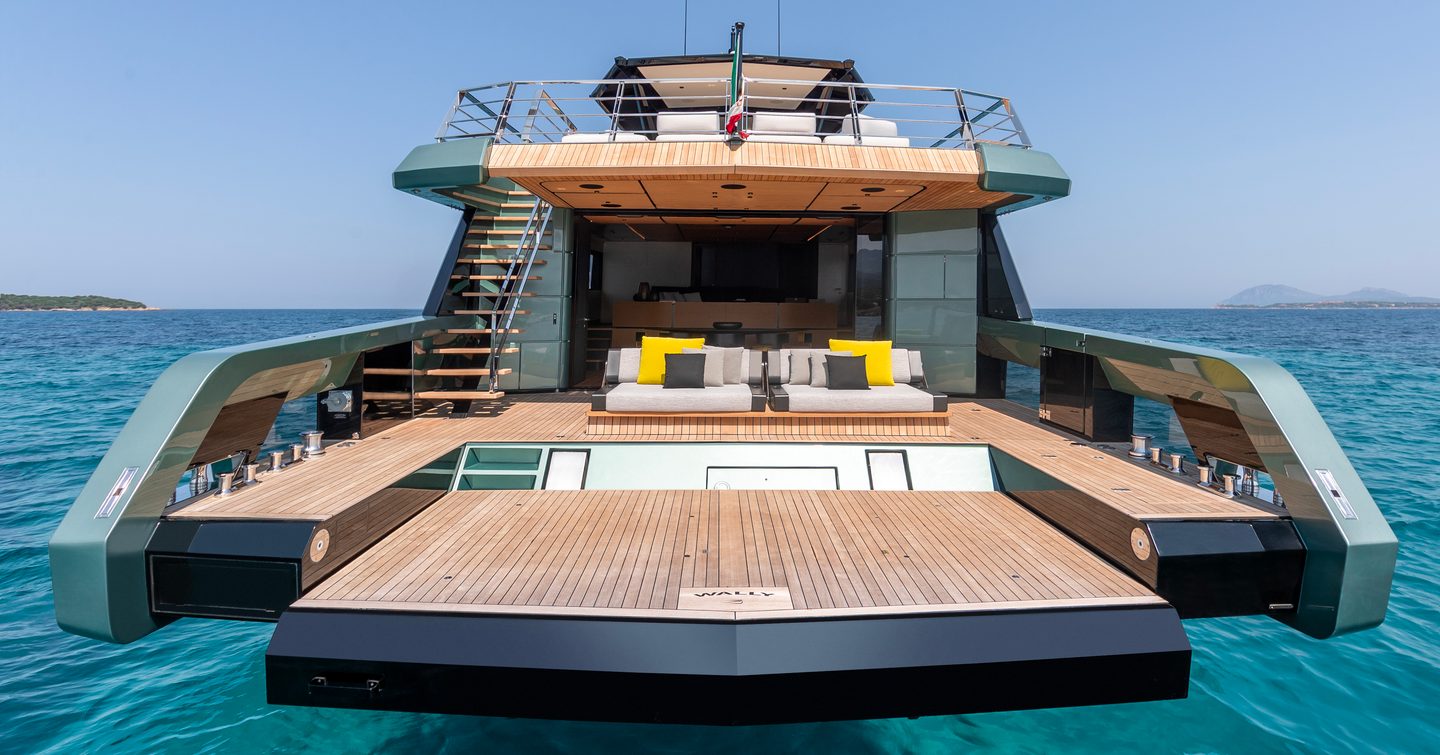 wallywhy150 motor yacht beach club with sunpads