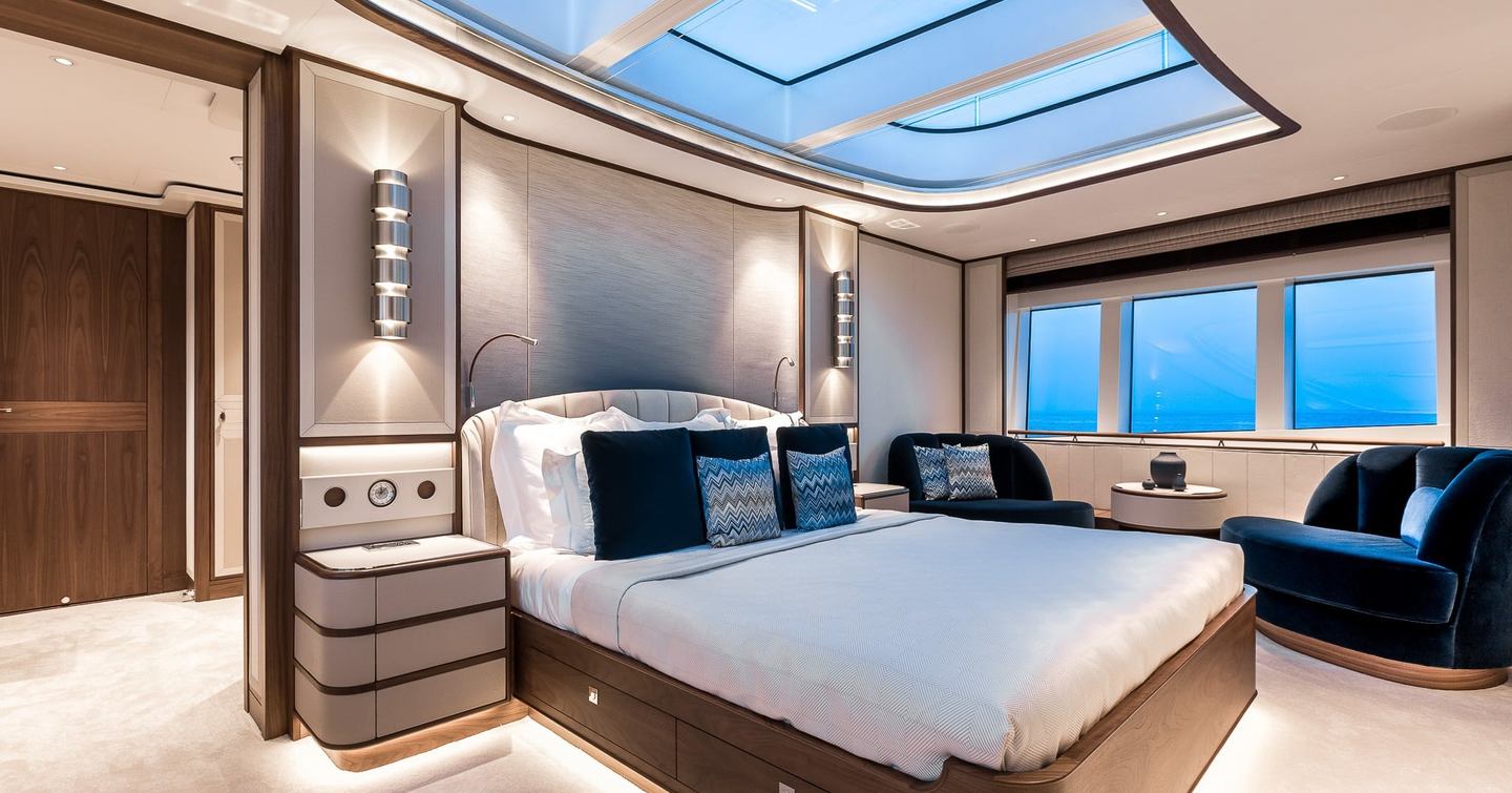 Mulder superyacht Delta One master cabin with large windows 