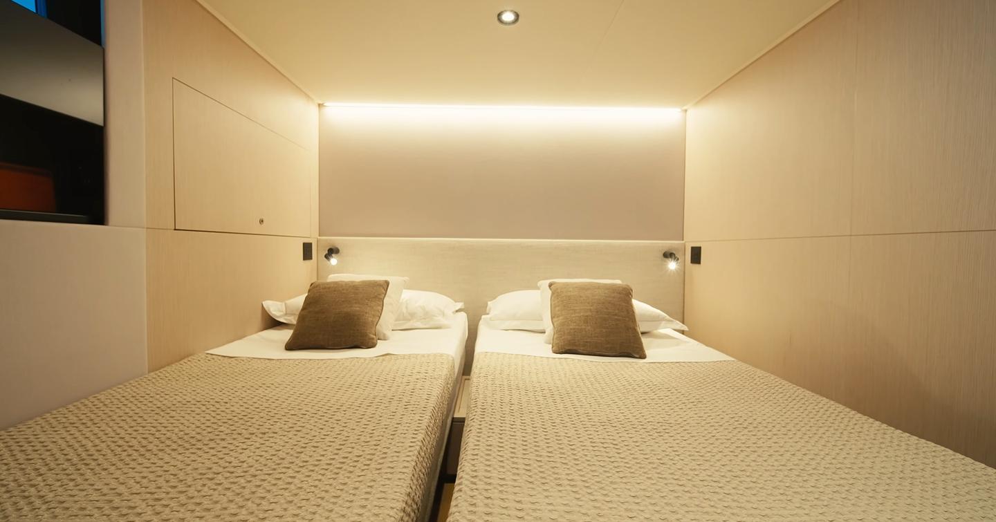 Pardo GT65 twin guest cabin with convertible sliding beds