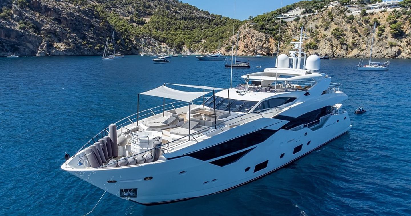 Sunseeker motor yacht Noroader at anchor foredeck view 