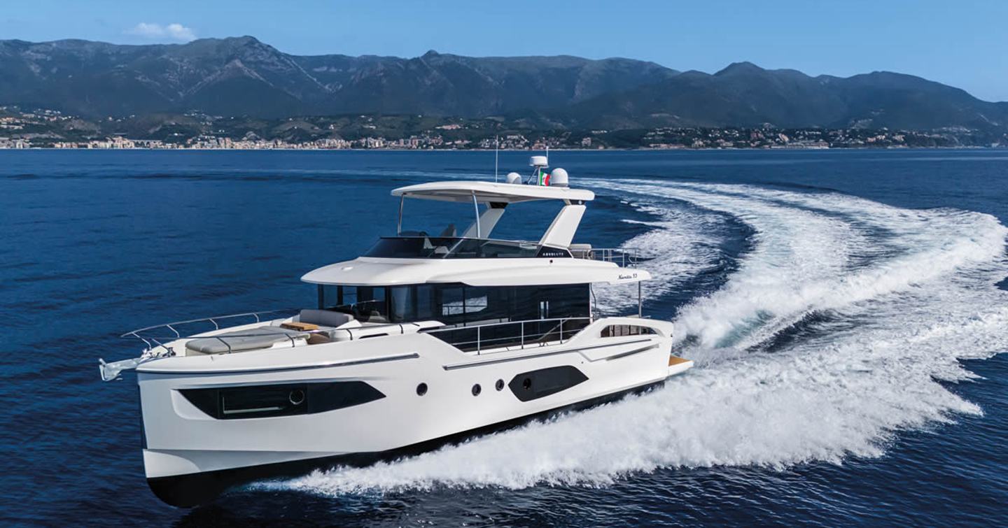 Absolute-Navetta-53-running-shot