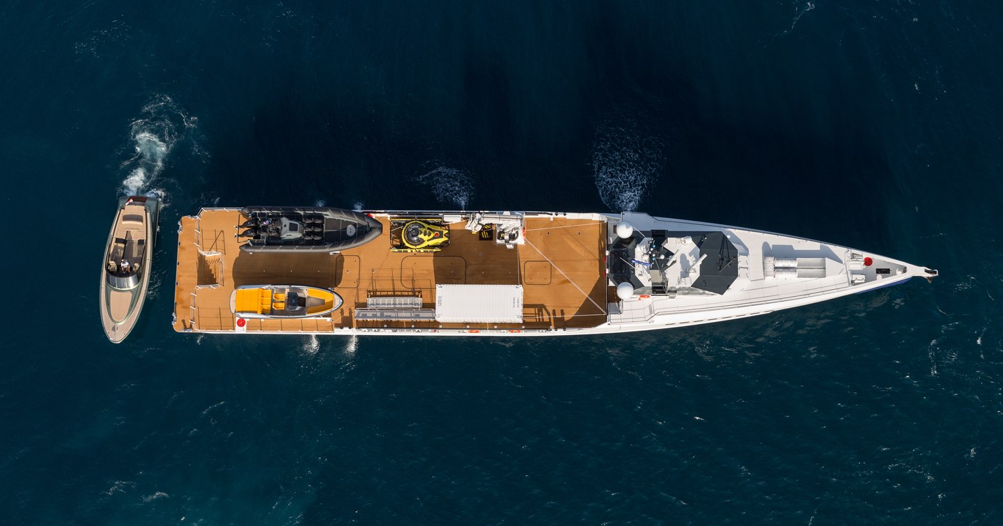 Hero shot of support vessel AXIS