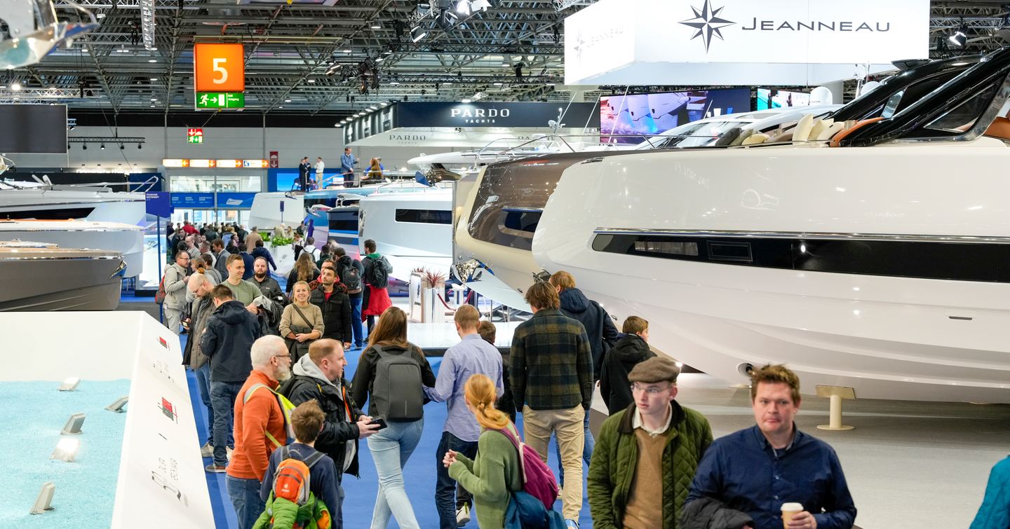 boot Dusseldorf yacht displays with visitors walking through