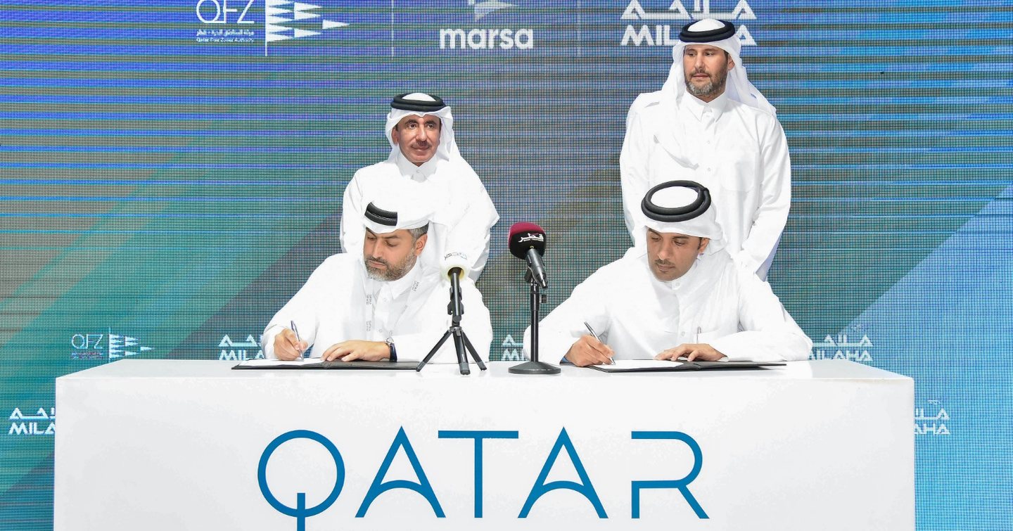 Signing the agreement at the Qatar Boat Show 2024