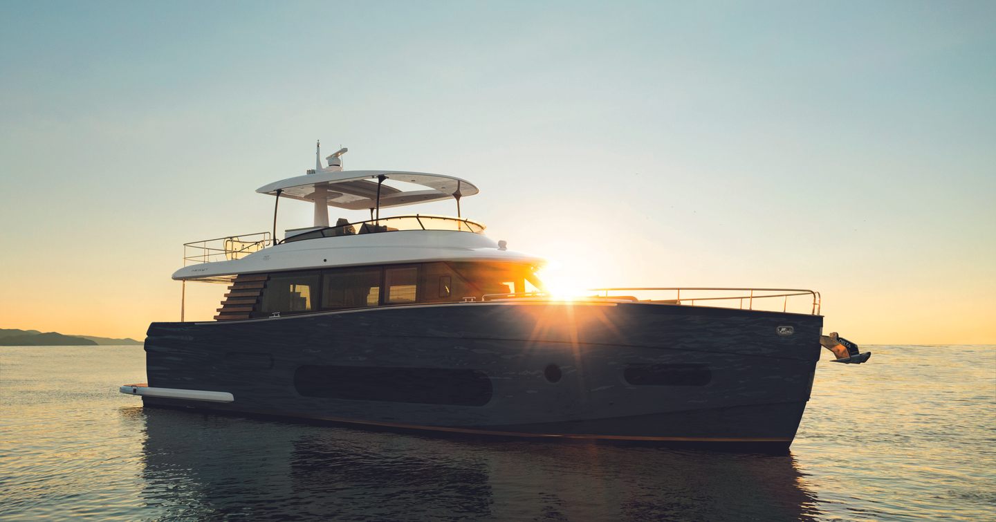 Azimut Magellano 66 design