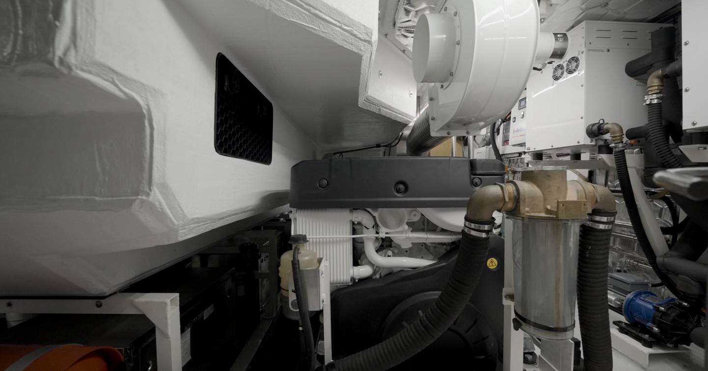 Delta-Powerboats-72-Review-engine-room-tender-garage-intrusion