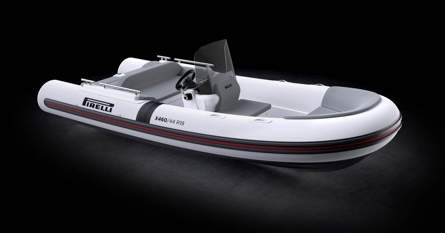 Tecnorib Pirelli Tender X460 against black backdrop