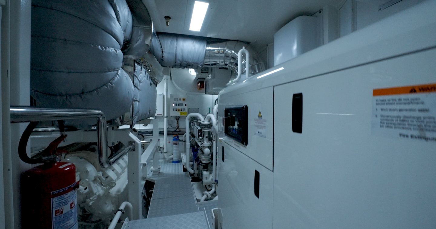 Benetti-B.Now-50M-Oasis-Alunya-engine-room