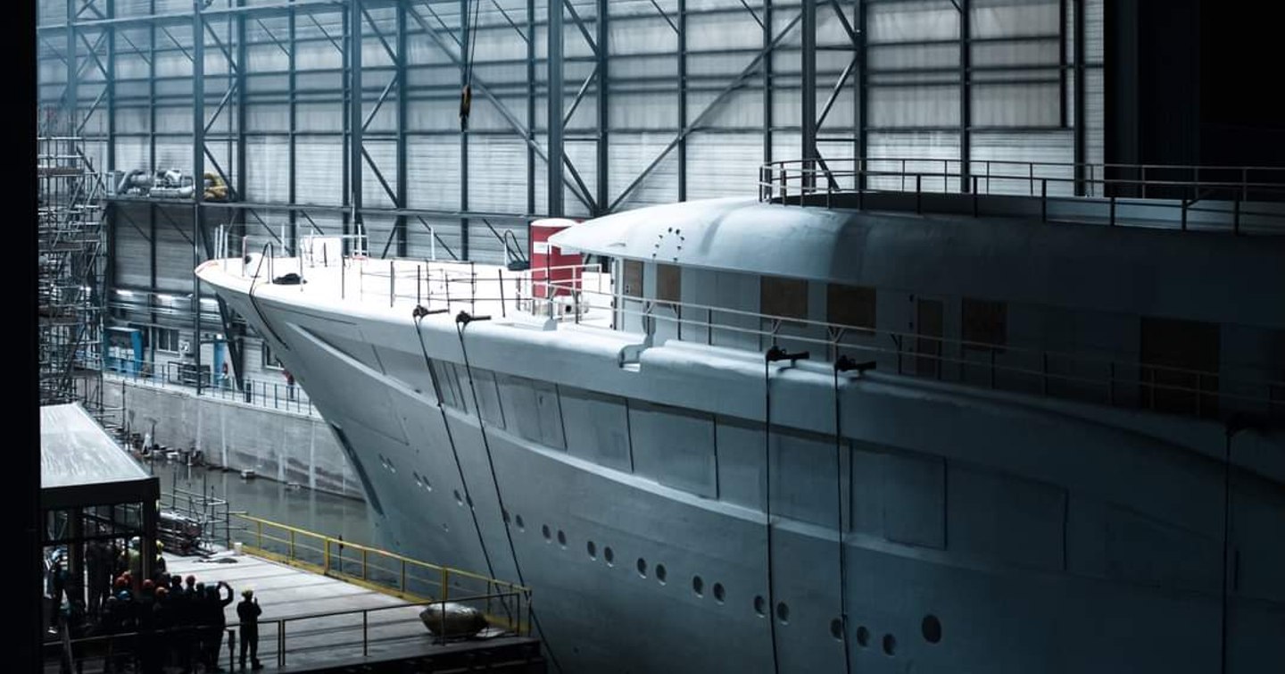 The bow of Feadship project 1014