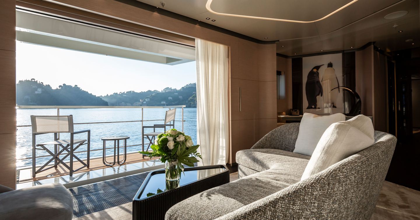 Superyacht Diamond Binta's main saloon with fold out balcony