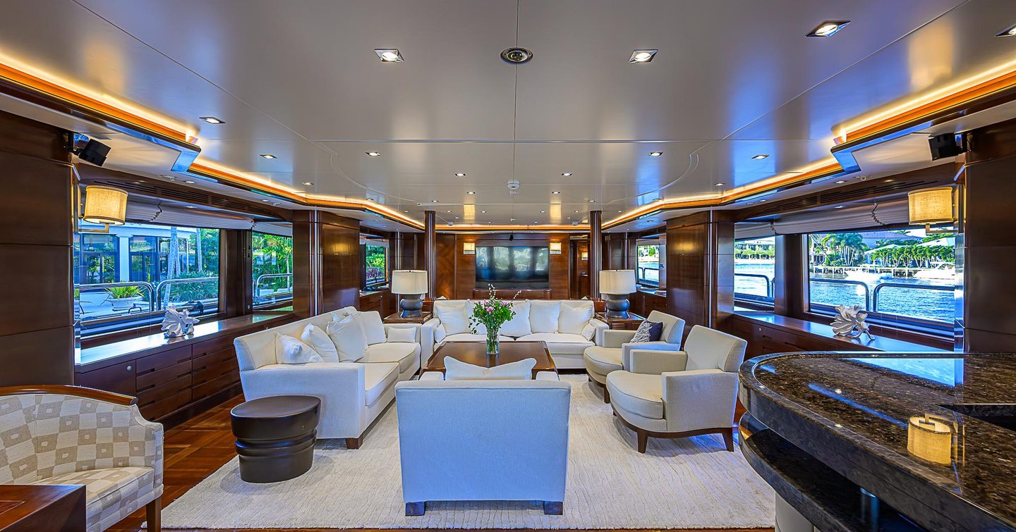  Superyacht Seascape V main saloon 