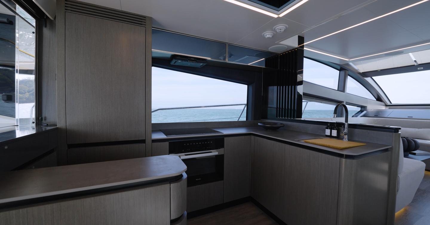 Pearl-63-Review-saloon-galley