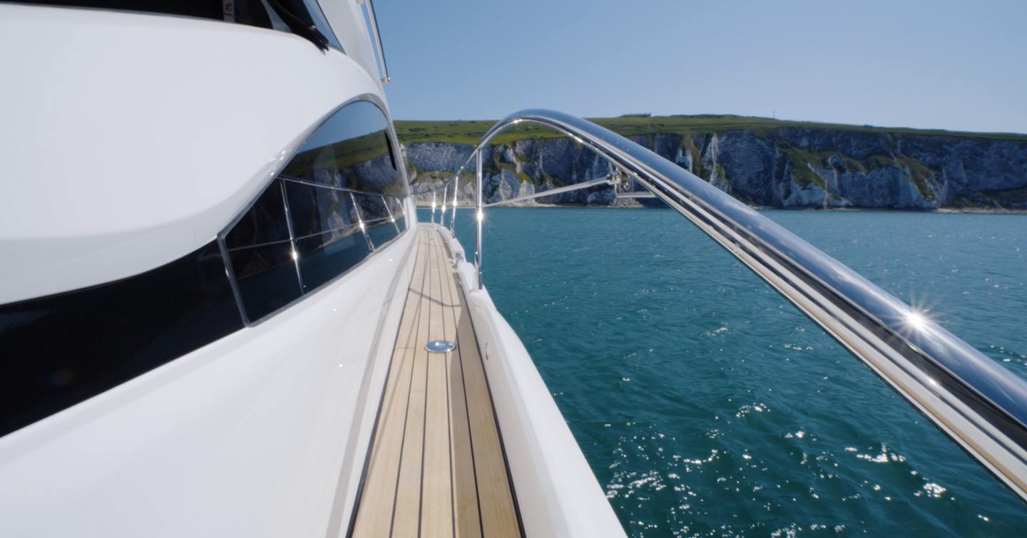 Starboard side deck on the Fairline Targa 47 GT with teak side deck and raised bulwarks