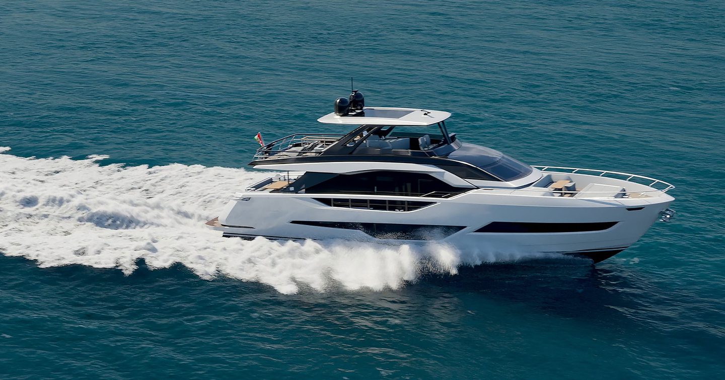 Ferretti 800 motor yacht underway